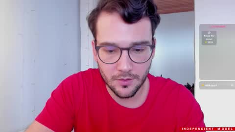 Vito Ferrer online show from December 2025 08:39:01 PM