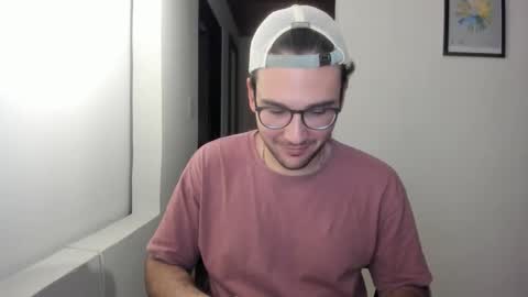 Vito Ferrer online show from March 2026 01:34:01 AM