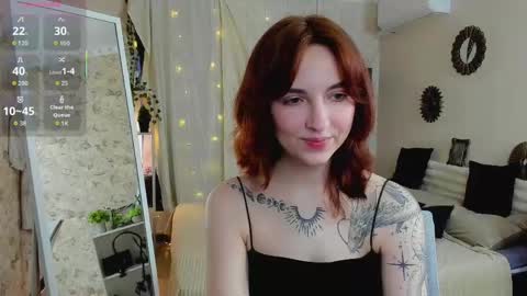 Snapshot of vittorianix chatting on April 2026 04:02:02 PM VittoriaNix online show from April 2026 04:02:02 PM