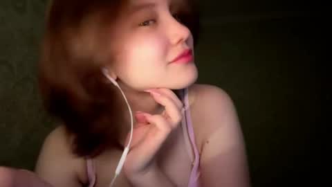 Snapshot of vivatrude chatting on May 2026 04:12:02 PM Sonya online show from May 2026 04:12:02 PM
