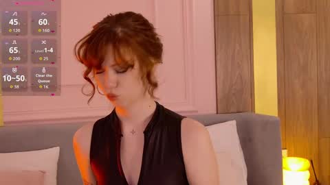 Snapshot of vivi_west chatting on April 2026 05:13:02 PM vivi_west online show from April 2026 05:13:02 PM