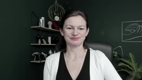 Vivian online show from April 2026 06:09:01 AM