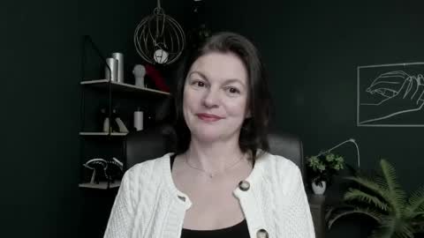Snapshot of vivian_dream chatting on April 2026 06:42:02 AM Vivian online show from April 2026 06:42:02 AM