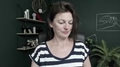 Snapshot of vivian_dream chatting on July 2026 08:42:02 AM Vivian online show from July 2026 08:42:02 AM