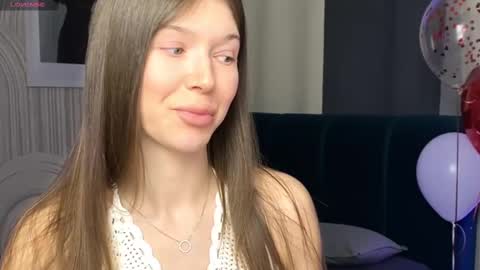 Vivian Evans online show from February 2025 04:07:01 AM