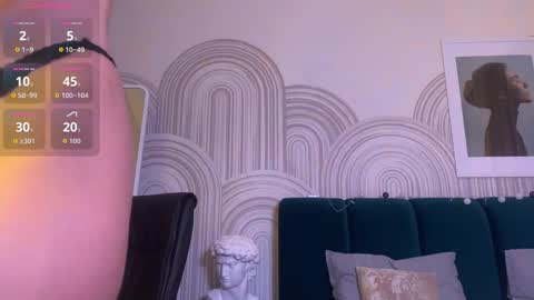 Vivian Evans online show from November 2025 12:24:01 AM