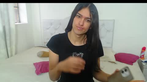 Snapshot of vivianalatin chatting on April 2026 11:16:01 AM instagram Viviana73215 online show from April 2026 11:16:01 AM