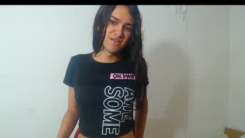 Snapshot of vivianalatin chatting on April 2026 12:17:02 PM instagram Viviana73215 online show from April 2026 12:17:02 PM