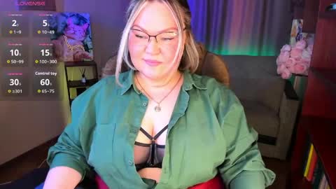 Vivien online show from April 2026 08:56:02 AM