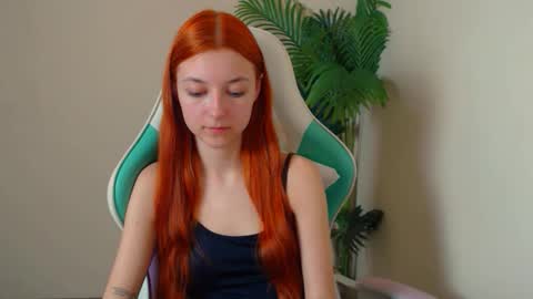 Vivien online show from April 2026 06:44:02 PM