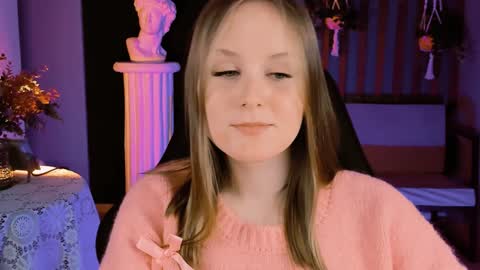 Vivien online show from January 2025 04:49:02 PM