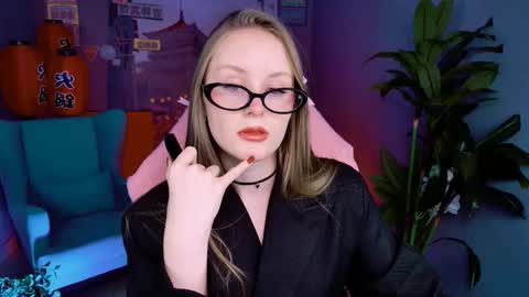 Vivien online show from February 2026 05:56:01 AM