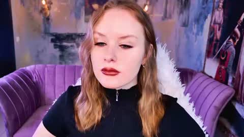 Snapshot of vivienleeigh chatting on June 2026 05:35:01 AM Vivien online show from June 2026 05:35:01 AM