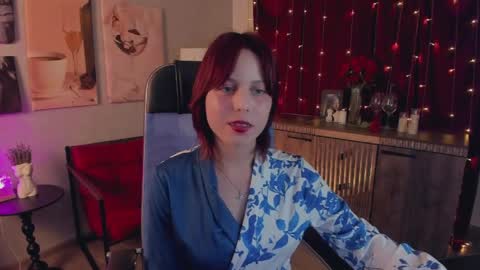 Snapshot of viviennehebert chatting on May 2026 02:45:01 PM Vivienne online show from May 2026 02:45:01 PM
