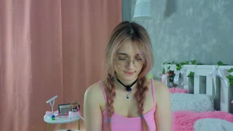 vivyboo111 online show from March 2026 08:47:01 PM