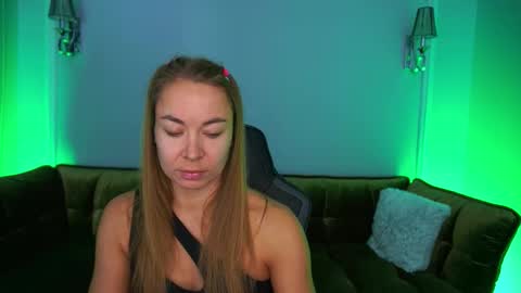 Ur Lady online show from October 2025 06:13:02 AM