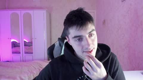 Martin online show from December 2024 03:42:02 PM