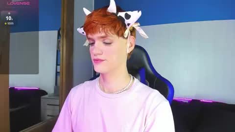 Vlad  online show from September 2025 02:06:01 PM