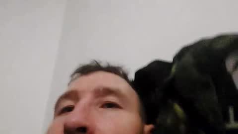 Snapshot of vladumyr chatting on December 2025 10:28:01 PM vladumyr online show from December 2025 10:28:01 PM
