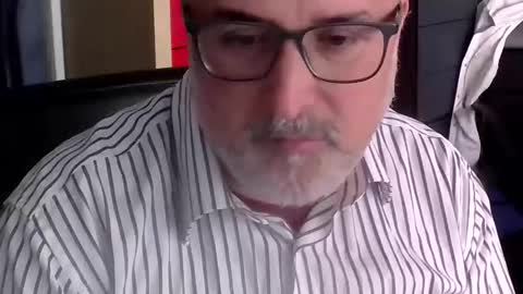 Snapshot of volpi72 chatting on April 2026 10:33:01 AM volpi72 online show from April 2026 10:33:01 AM