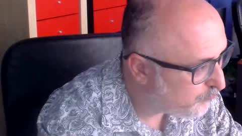 Snapshot of volpi72 chatting on May 2026 11:28:02 AM volpi72 online show from May 2026 11:28:02 AM