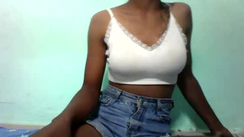 vounialdy online show from January 2025 08:32:01 PM