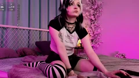 vronnier online show from April 2026 04:15:02 PM