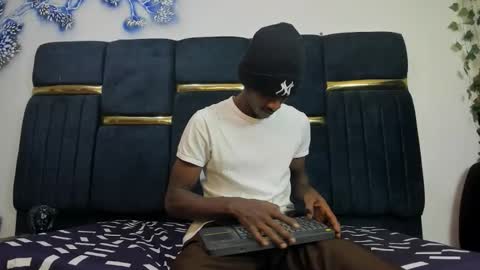 vsleyandlunaper online show from March 2026 02:39:02 AM