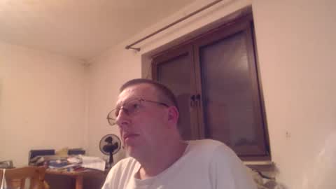 vthomasp719 online show from May 2026 07:32:02 PM