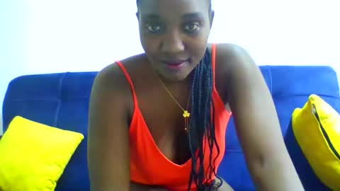 Snapshot of vvelvet_vixen chatting on October 2025 02:47:01 PM vvelvet_vixen online show from October 2025 02:47:01 PM