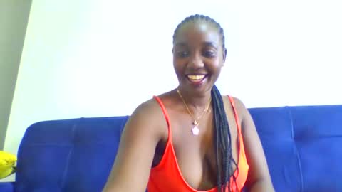 Snapshot of vvelvet_vixen chatting on October 2025 10:13:01 AM vvelvet_vixen online show from October 2025 10:13:01 AM