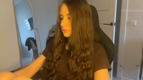 Arina online show from July 2026 12:09:01 PM