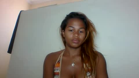 vynarahot online show from May 2026 07:37:01 AM