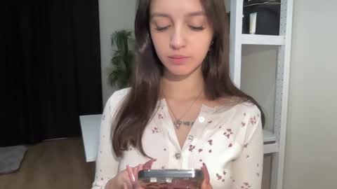 Alice  Before pvt write to me in PM  online show from December 2024 10:16:02 PM