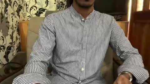 Snapshot of wakeawake chatting on June 2026 05:28:01 AM boy1 online show from June 2026 05:28:01 AM