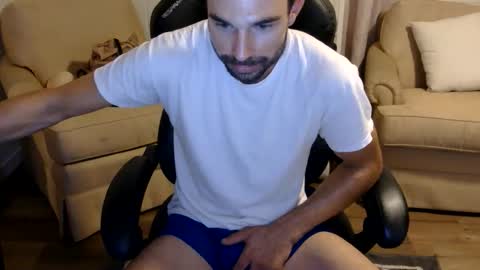 WakeToMyD online show from November 2025 04:01:02 AM