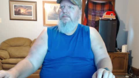 Snapshot of walkingbird chatting on April 2026 09:13:01 PM walkingbird online show from April 2026 09:13:01 PM
