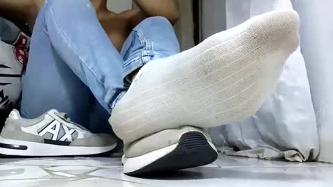 Snapshot of waltherfeet_ chatting on April 2026 10:49:01 PM WaltherFeet online show from April 2026 10:49:01 PM