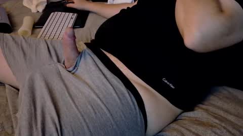 I love the ol in-n-out  online show from September 2025 02:59:02 AM