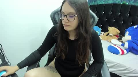 Alexandra online show from January 2025 07:42:01 PM