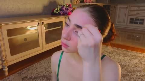 hello guys im Lilian online show from September 2025 03:21:02 AM