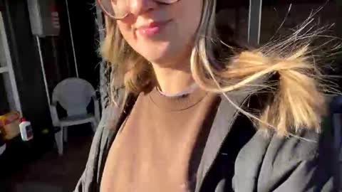 Snapshot of wanderlustjade chatting on January 2025 09:09:01 PM Jade  Adonis online show from January 2025 09:09:01 PM