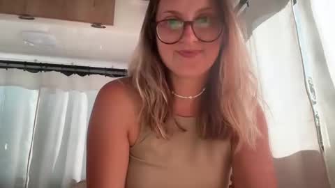 Snapshot of wanderlustjade chatting on February 2025 08:42:01 PM Jade  Adonis online show from February 2025 08:42:01 PM