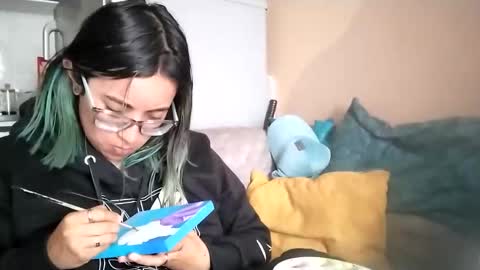 Waningrose  Lu online show from November 2025 02:40:02 PM