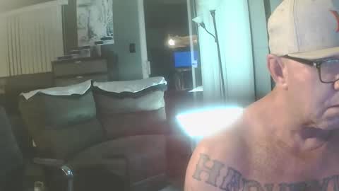 Snapshot of wantitbutyoucanthaveit chatting on November 2025 03:21:02 AM inittogetitin online show from November 2025 03:21:02 AM