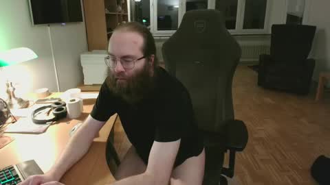 wantsahug online show from February 2026 01:47:02 AM