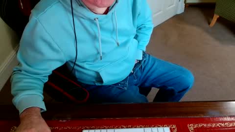 Snapshot of wanttobefree22 chatting on October 2025 09:41:01 AM wanttobefree22 online show from October 2025 09:41:01 AM