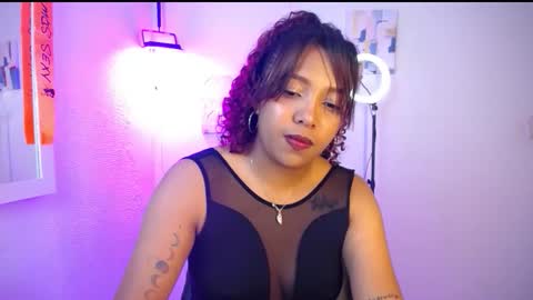 Snapshot of warisgoddes chatting on April 2026 10:24:02 AM EMILY online show from April 2026 10:24:02 AM