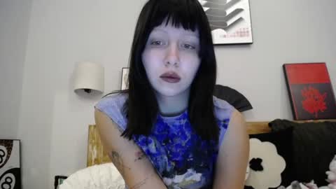 Snapshot of warm_june chatting on May 2026 01:51:02 PM June online show from May 2026 01:51:02 PM