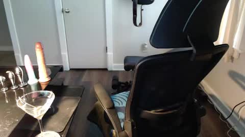 wasted_daze_ online show from March 2026 10:32:01 PM